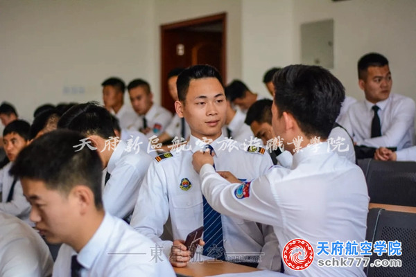 1526526132702278.jpg 2.jpg