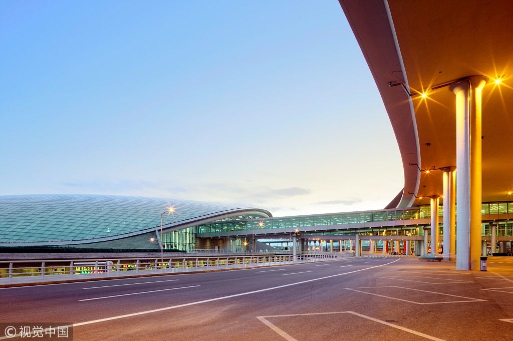 首都機(jī)場(chǎng)入境單自助打印設(shè)備上線 國際出行不慌啦483477_ 首都機(jī)場(chǎng)入境單自助打印設(shè)備上線 國際出行不慌啦