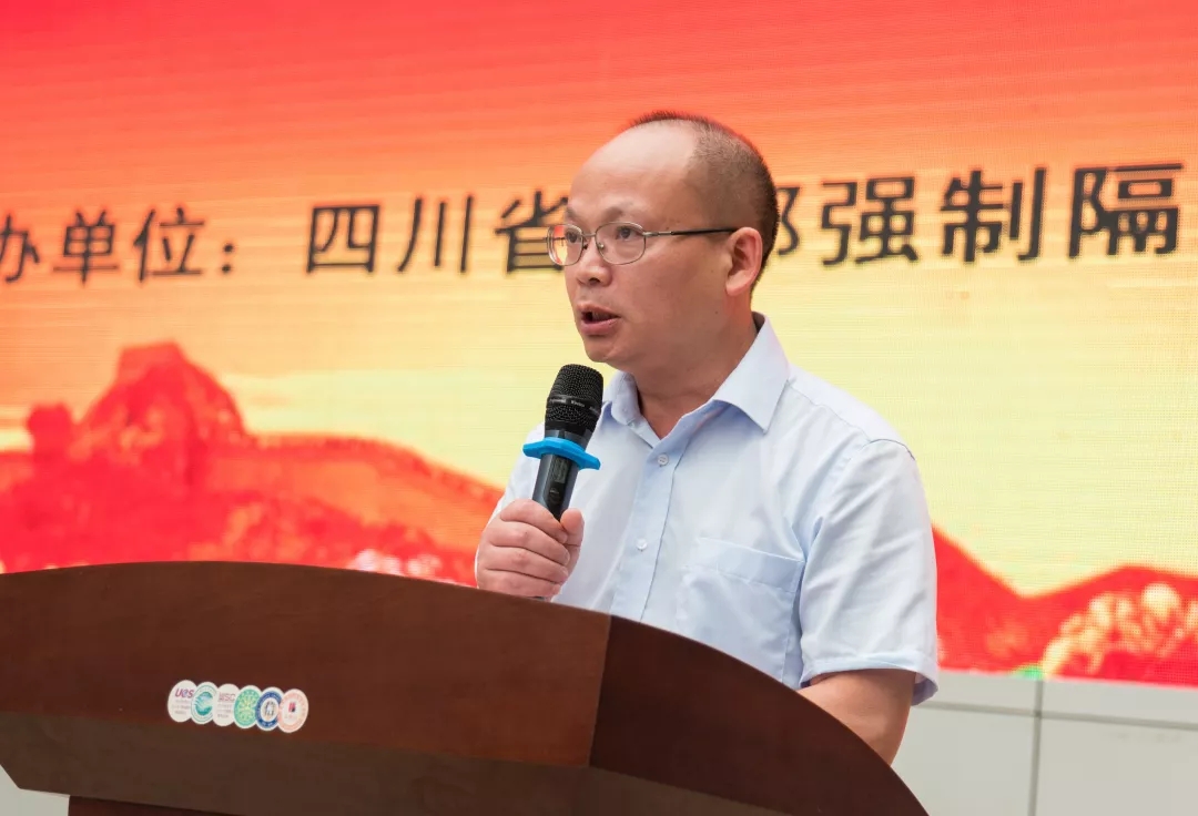 1561558989835677.jpg 640.webp (15).jpg