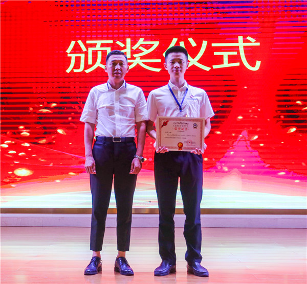 1566352416653695.jpg IMG_6212.jpg