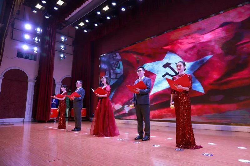 1669013536734423.jpg 0d28189ffeb326fa1c3b98202d7b7ae.jpg