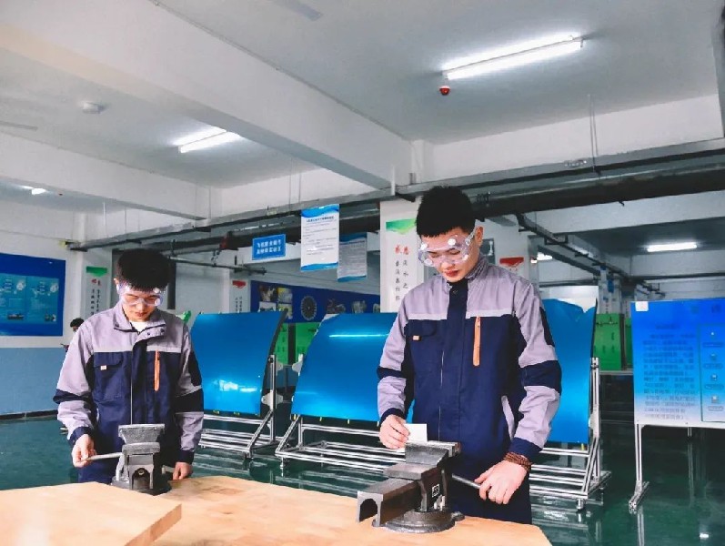 1675496521944332.jpg 4f10af38294d7ee302b94ffc4ea0582.jpg