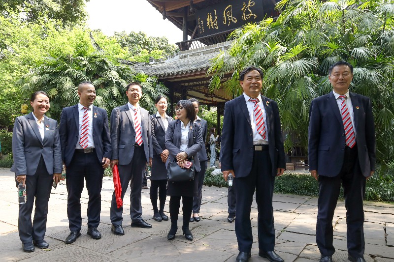 1680856145725687.jpg IMG_6361-22.jpg