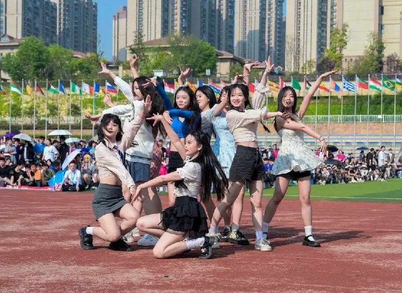 1684218980134039.jpg 16b9cebcefb2018ee4b777ff836345d.jpg