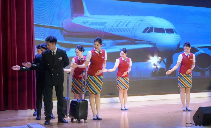 1684893163111034.jpg 5e36976030c309bf92bb5f1ed85cfc1.jpg