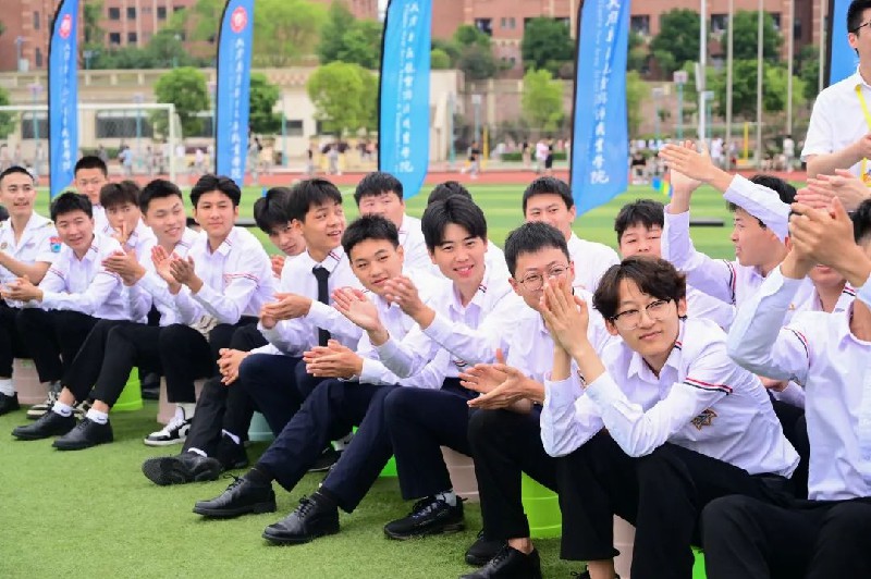 1684894743841916.jpg 90f50a6ec8ae74bb63e99ff2fa9526d.jpg