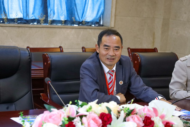 1696988235273553.jpg IMG_7743-5.jpg