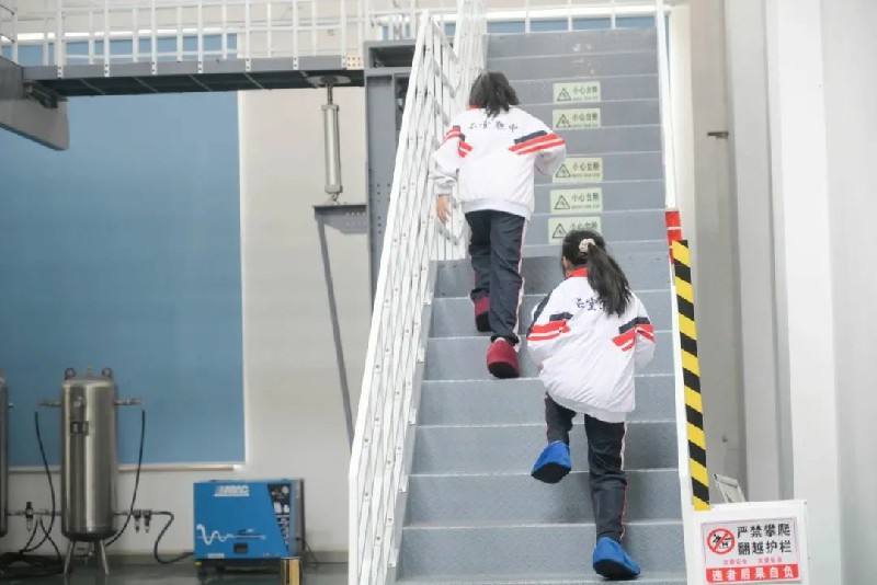 1698914033123010.jpg 10.jpg