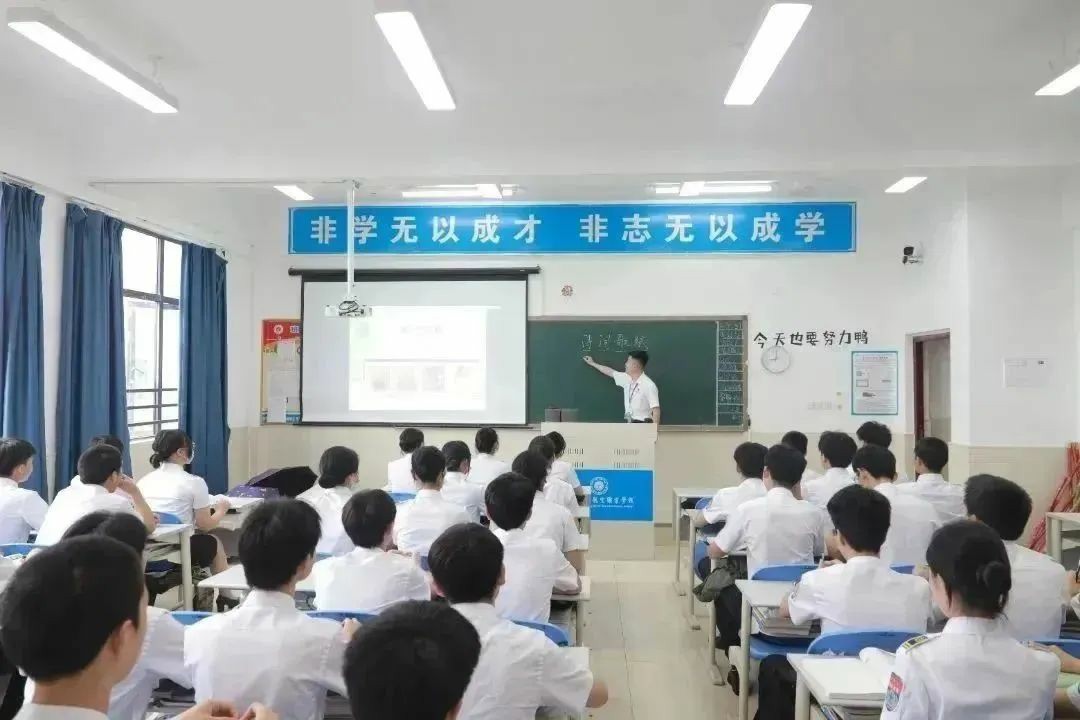 1709696327127778.jpg 4.jpg