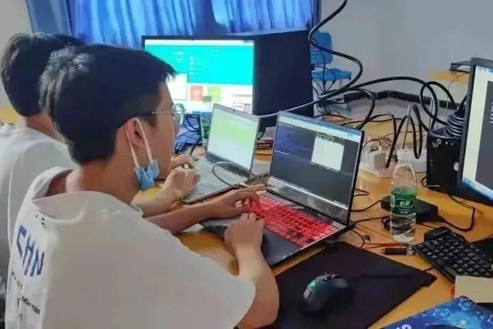 1709705918835117.jpg 3.jpg