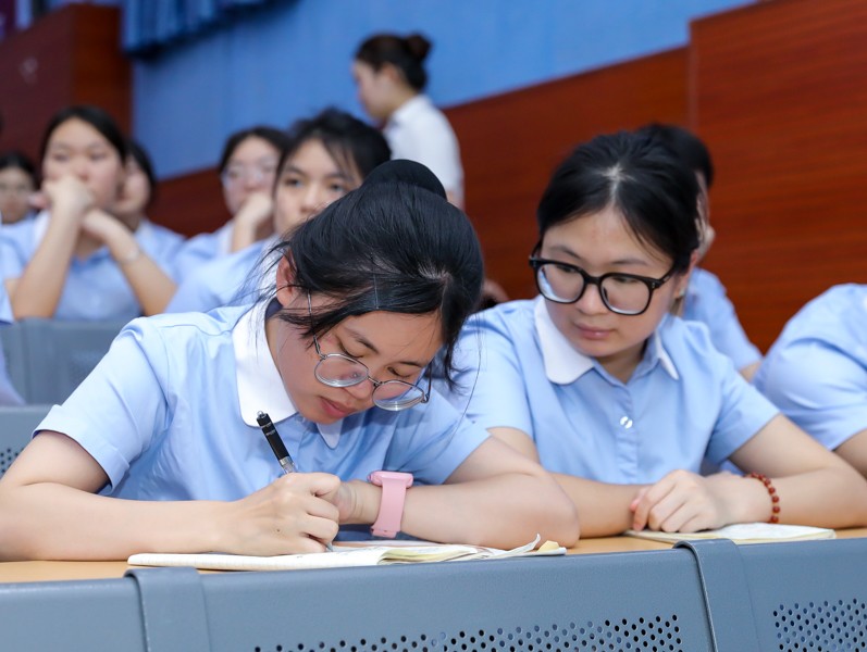 1716715437737995.jpg AZ2A9855.jpg