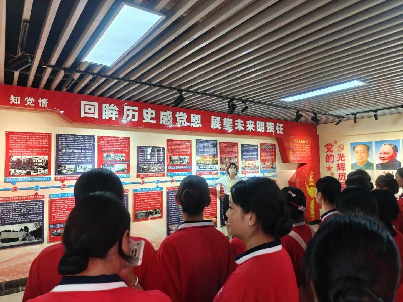 1726582208700471.jpg f8a245cdfa195dd4c0e642dc2d172aac.jpg