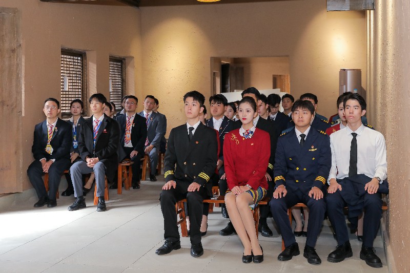 1731319607765191.jpg AZ2A9808.jpg