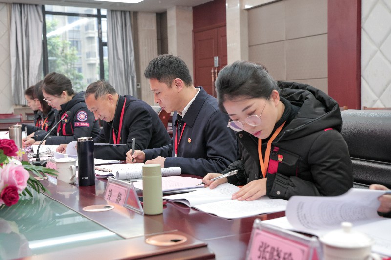 1740449611904528.jpg IL3A6213~1.jpg