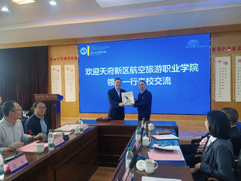 1743579821258147.jpg aaf81cfb127a24eaa2f185f1d2edd278.jpg