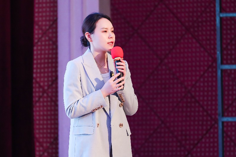 1745116576790924.jpg AZ2A6302.jpg