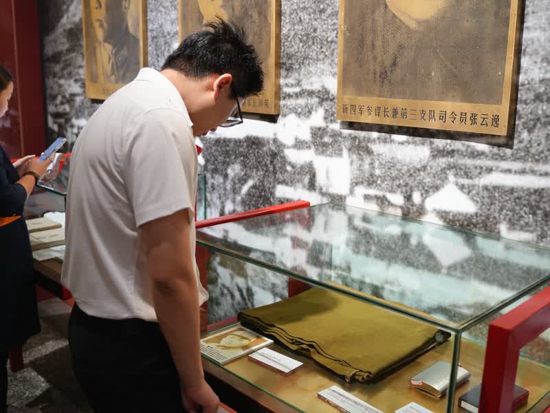 1746761421136841.jpg 1111746671500_.pic_hd.jpg