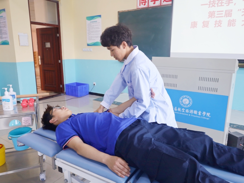 1748931643976477.jpg IMG_9880.JPG