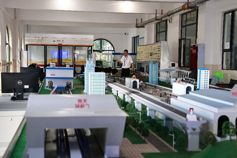 1760927854105681.jpg IL3A6344.jpg