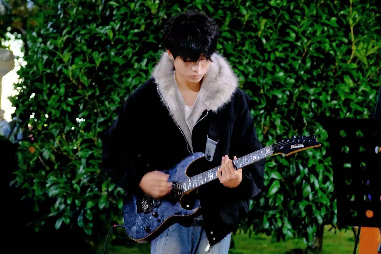 1765449195133161.jpg mmexport1765448306030.jpg